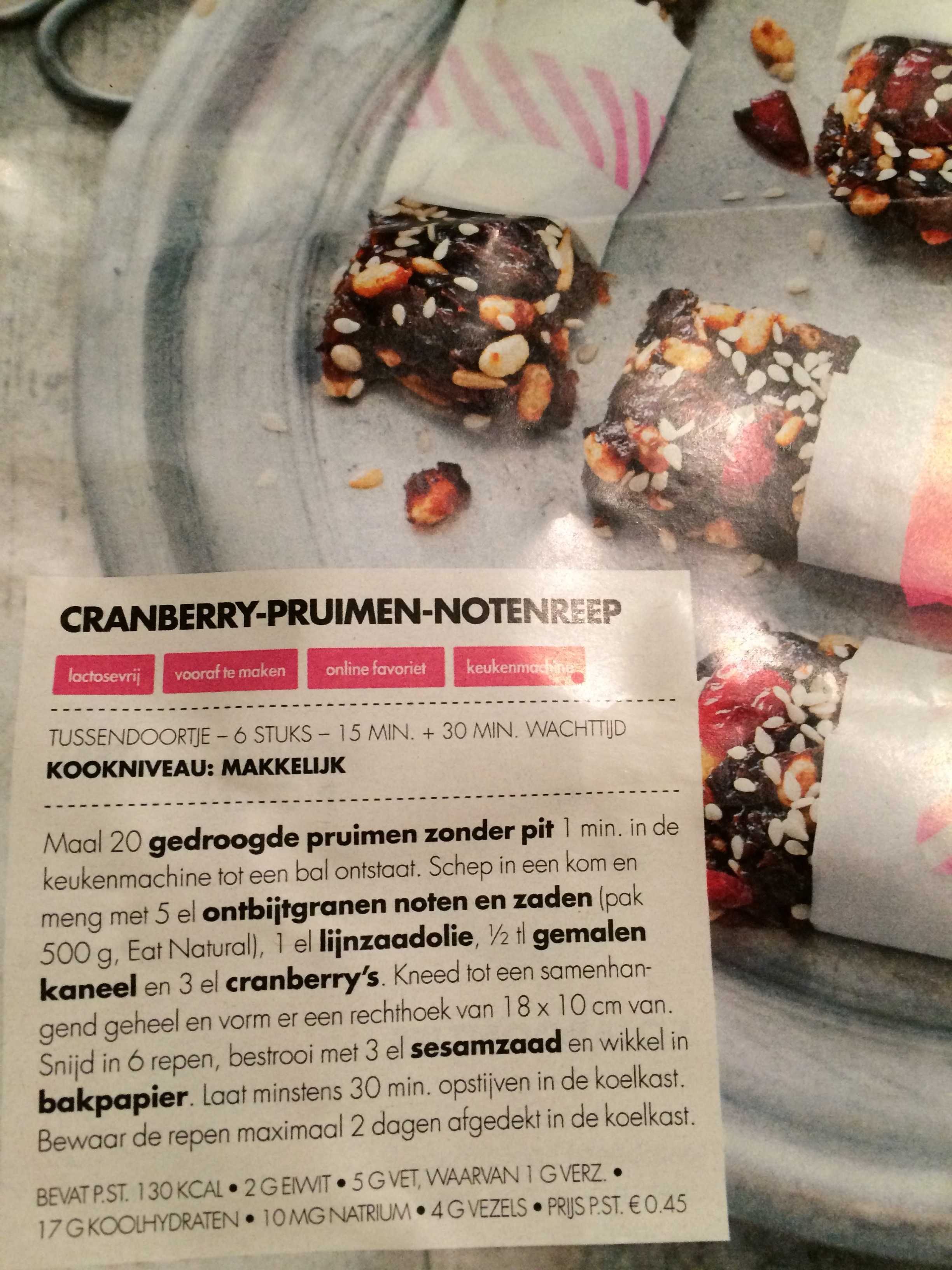 Cranberry pruimen notenreep